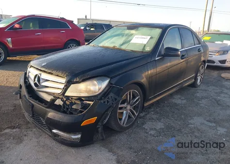 2013 Mercedes-Benz C 300 Sport 4Matic from USA, damaged, VIN WDDGF8AB5DR282476